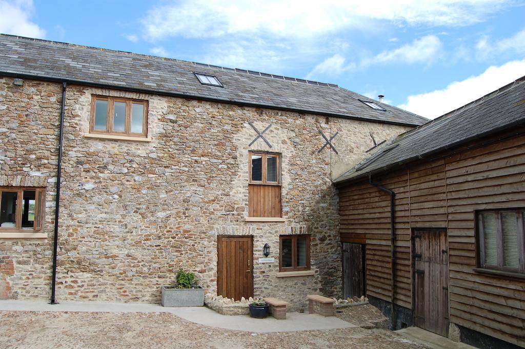 Orchard Barn, Woodhayes * Honiton